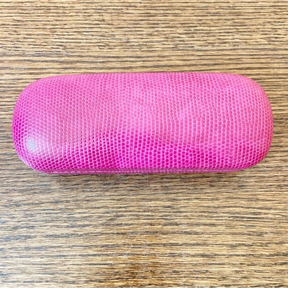 Lily Pulitzer | Pink Reptile Print Sunglasses case “ONLY” - Picture 4 of 8